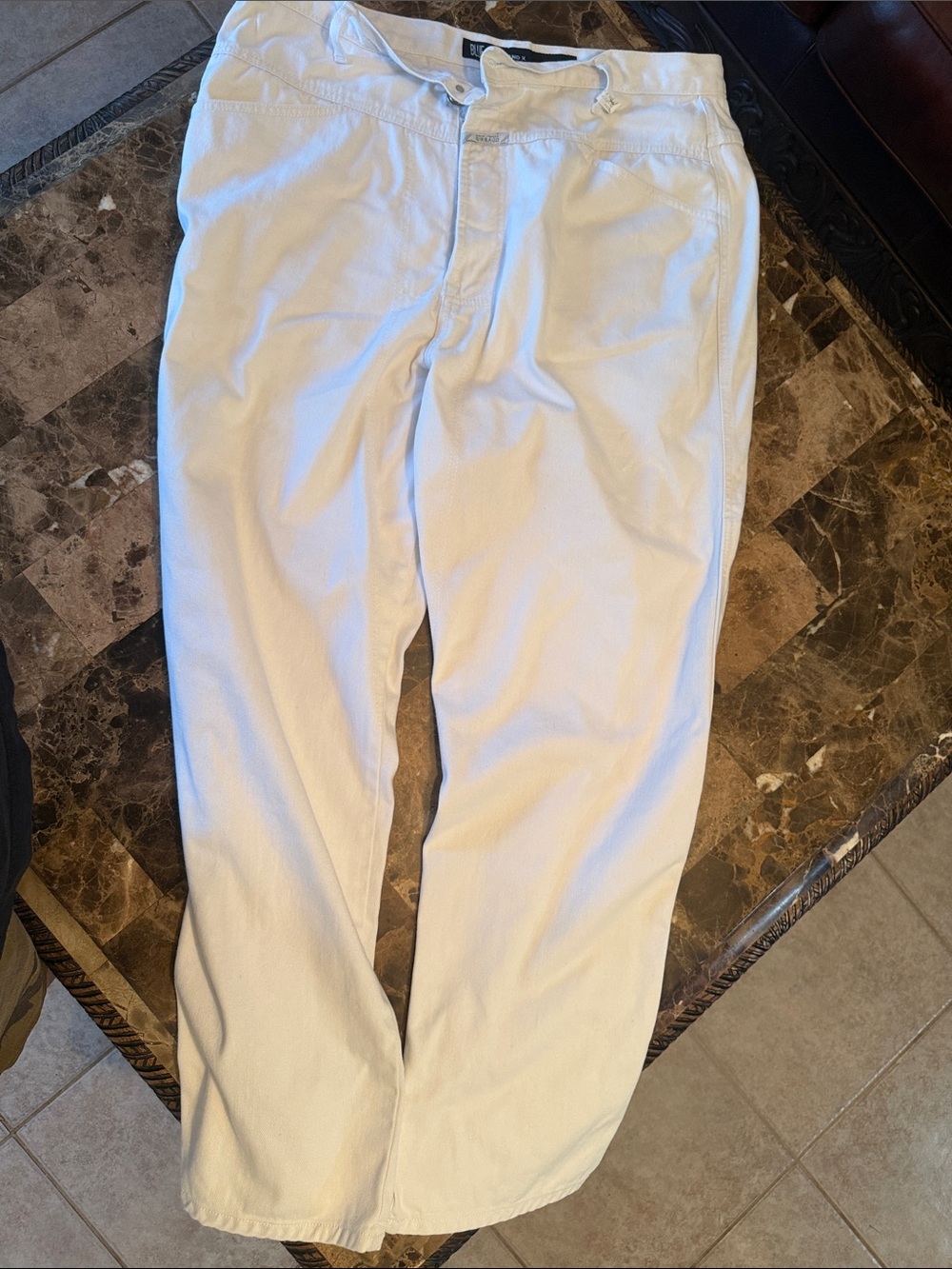 Blue Brand X GIRBAUD Straight Leg Pants in White Like New